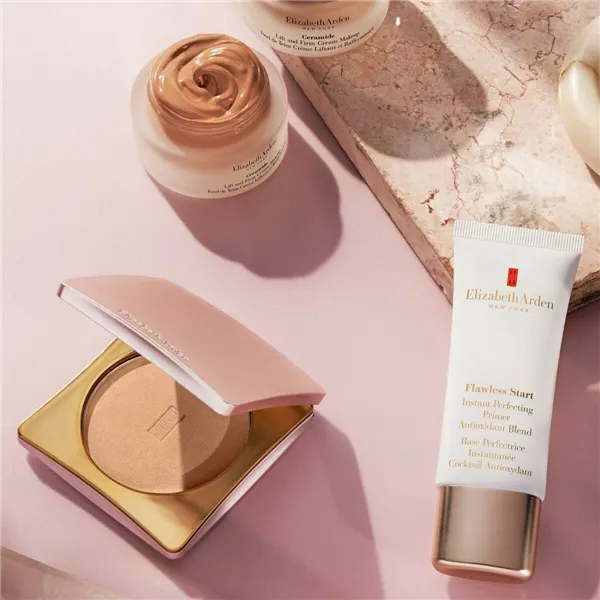 Компактные пудры Elizabeth Arden SKINCARING POWDER Medium 10 g