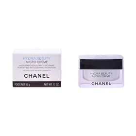 Voide pienillä kameliakuplilla Hydra Beauty Chanel 50 g