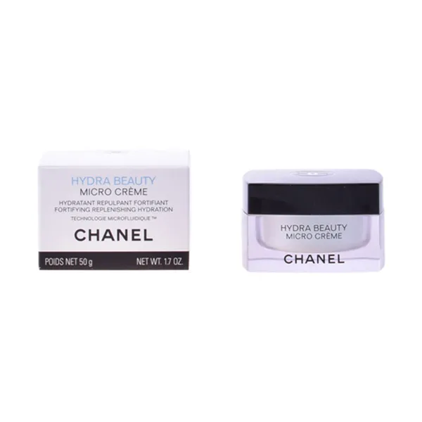 Voide pienillä kameliakuplilla Hydra Beauty Chanel 50 g