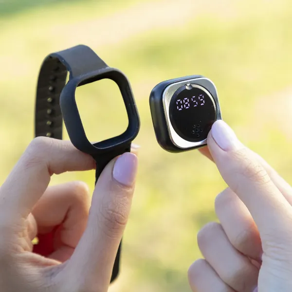 Ультразвуковые часы от комаров Wristquitto InnovaGoods