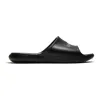 Paplūdimio šlepetės moterims Nike VICTORY ONE SHOWER CZ7836 001 Juoda
