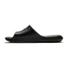 Paplūdimio šlepetės moterims Nike VICTORY ONE SHOWER CZ7836 001 Juoda