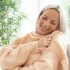 Antklodė su dviem rankovėmis su centrine kišene Doublanket InnovaGoods