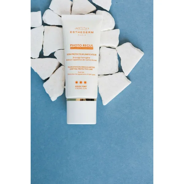 Päivituskreem näole Institut Esthederm PHOTO REGUL 50 ml